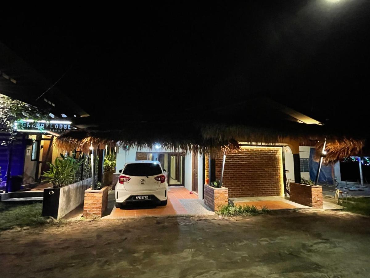 Grand Lodge Langkawi Pantai Cenang  Kültér fotó